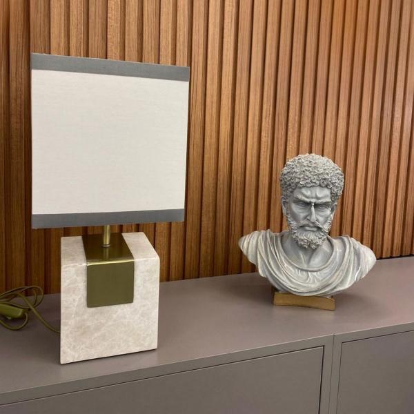 Kare Mermer Masa Lambası