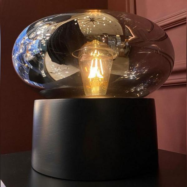 Siyah Ahşap Detaylı Masa Lambası